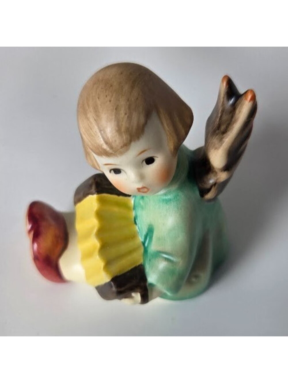 Goebel M.I. Hummel Figurine Angel with Accordion 1984 W. Germany Boxed